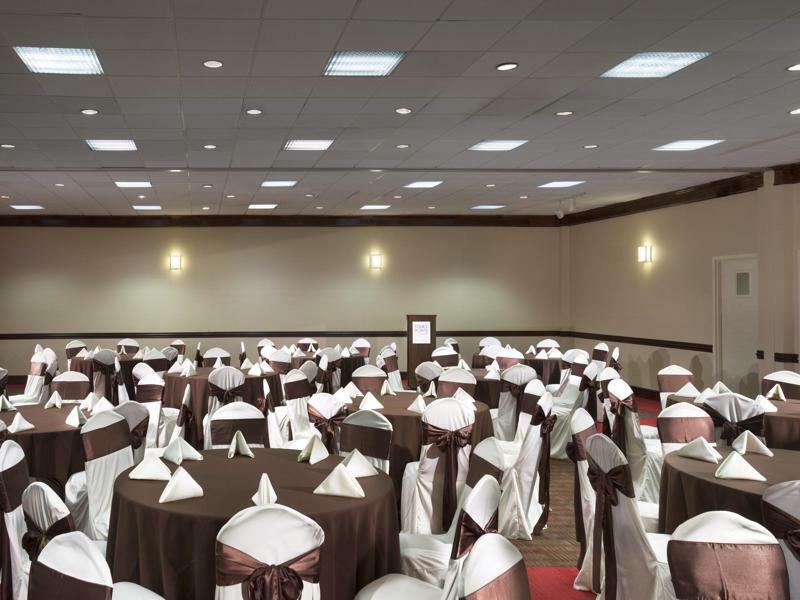 Best Western Plus Kansas City Sports Complex Hotel Exterior photo